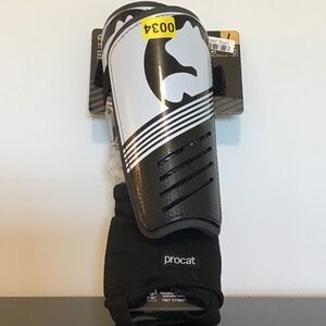 Puma ShinGuard & Ankle Sock